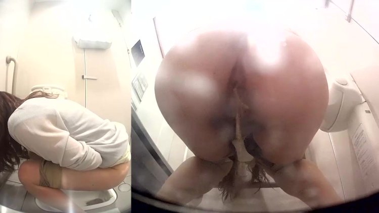 Girl Has Diarrhea On Public Toilet Seatthivsid