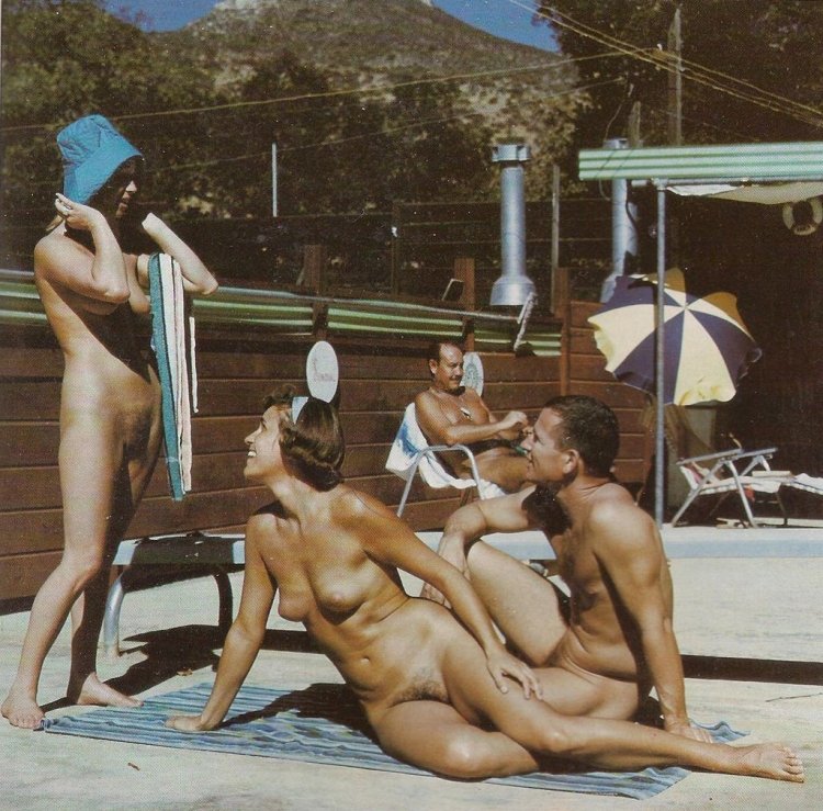 Retro-nudism and naturism of the 1900-2000s