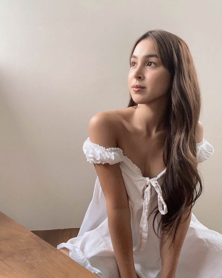 Julia Barretto / Julia Barretto (1997)