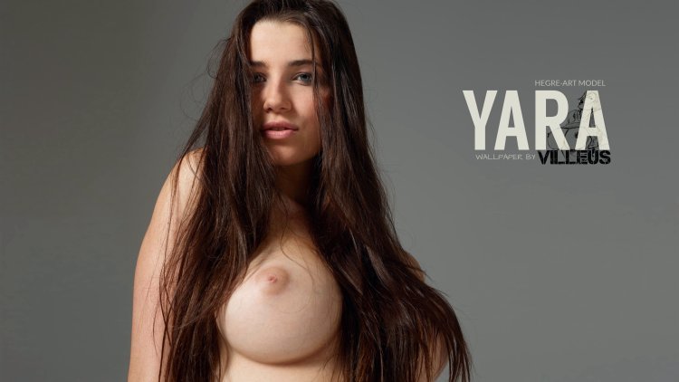 Naked Asian women with big breasts