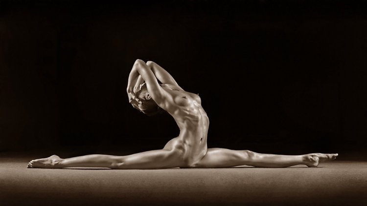 The art of gymnastics nude