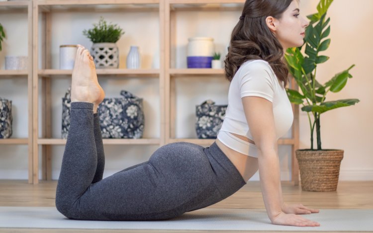 Girl's character pictures are funny and beautiful