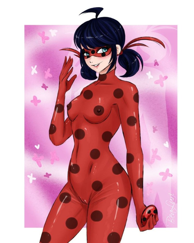 Naked Marinette