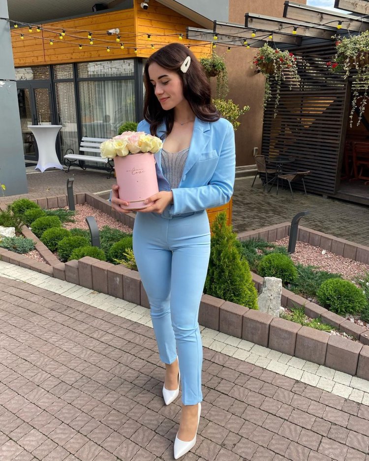 Anna Tratnikova Powerlifting