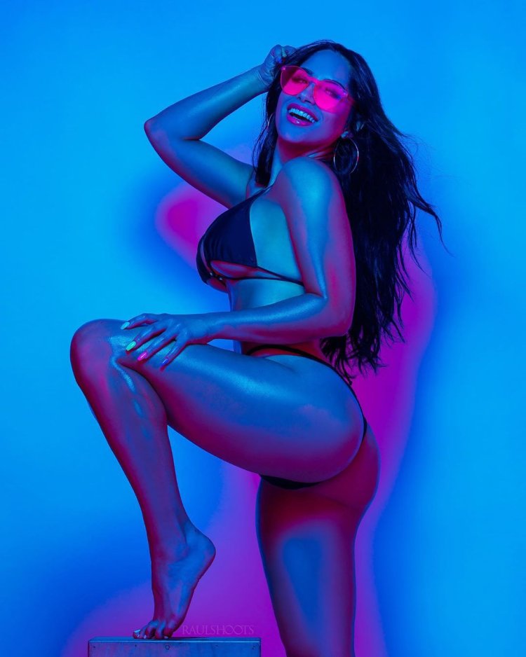 Therealkatherinrojas breast