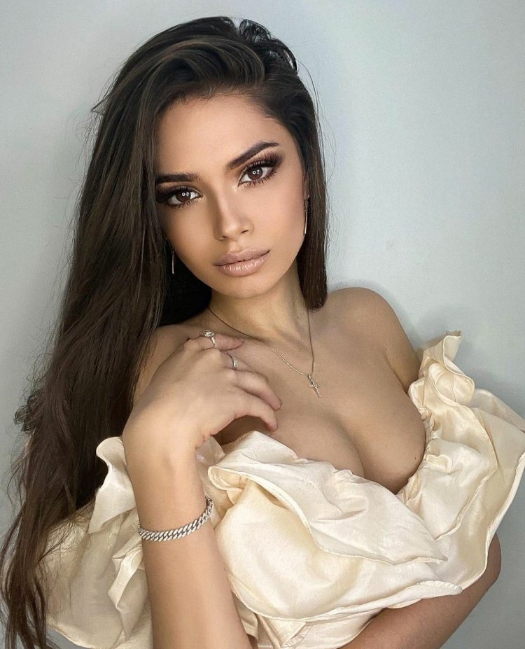 Anastasia @titorenkonastyaa