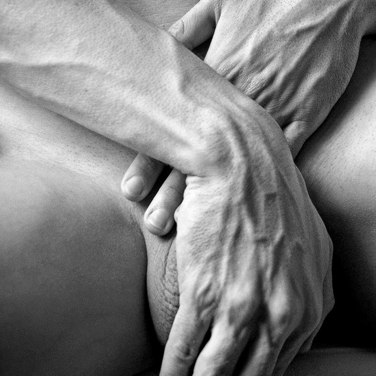 Male hands are erotic