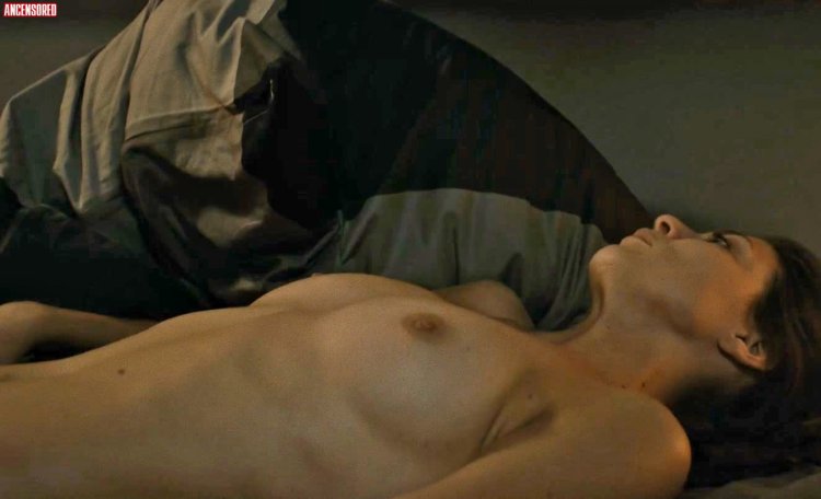 Suzanne Reuters Naked