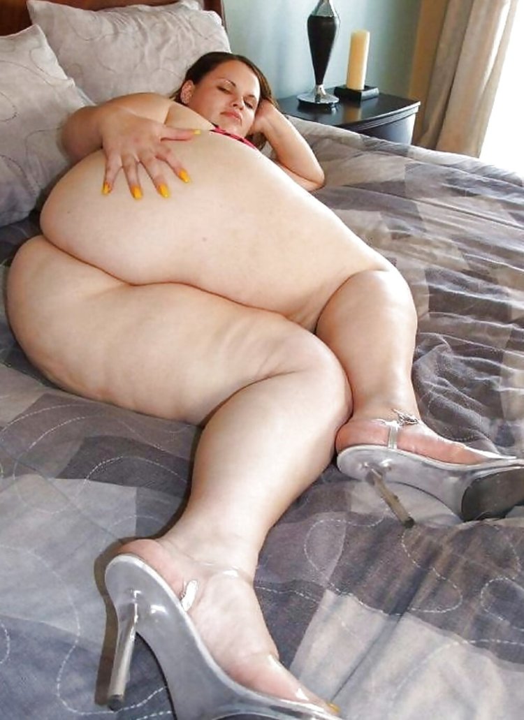 Chubbi Big ASS MATERS LIVE