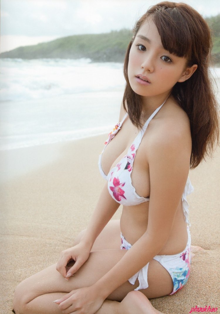 AI Shinozaki 2012
