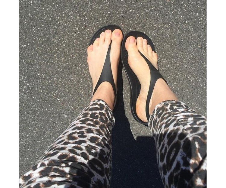 Crocs Flops on the leg