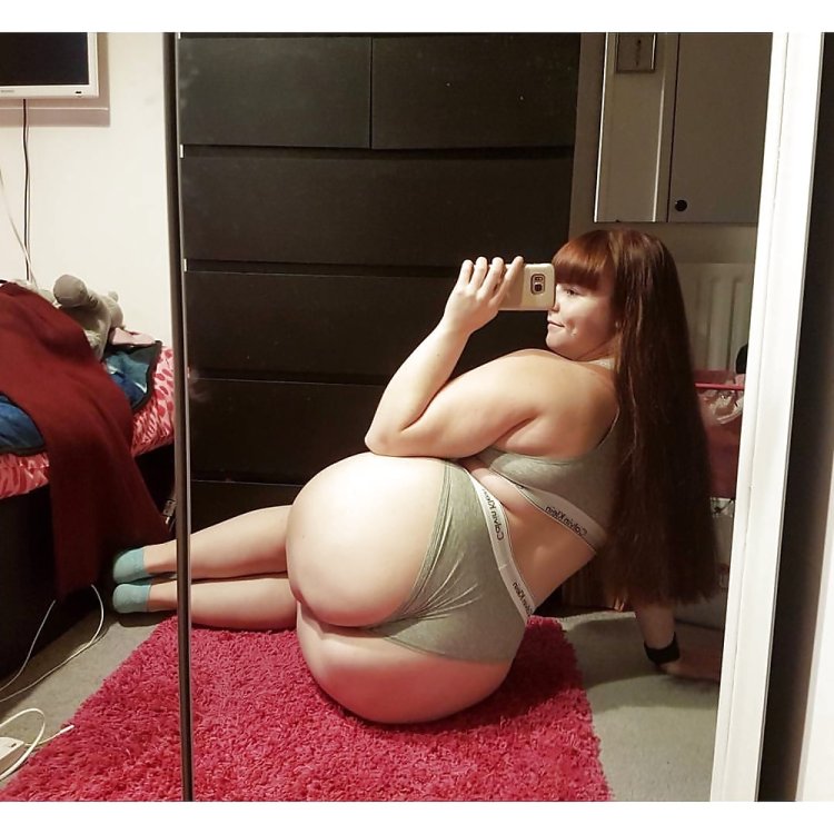 Nicole Herring lush ASS