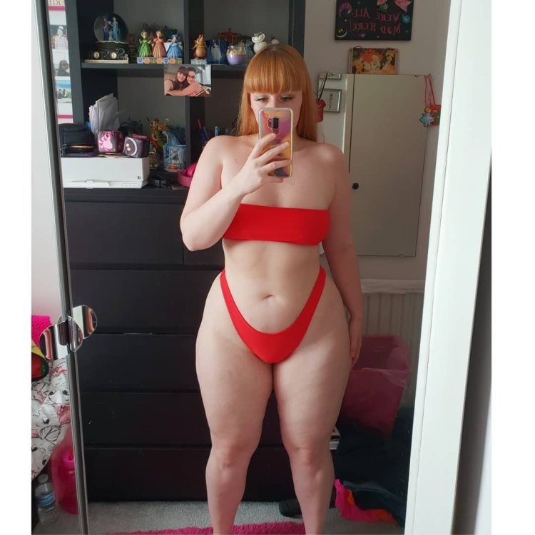 Nicole Herring naked