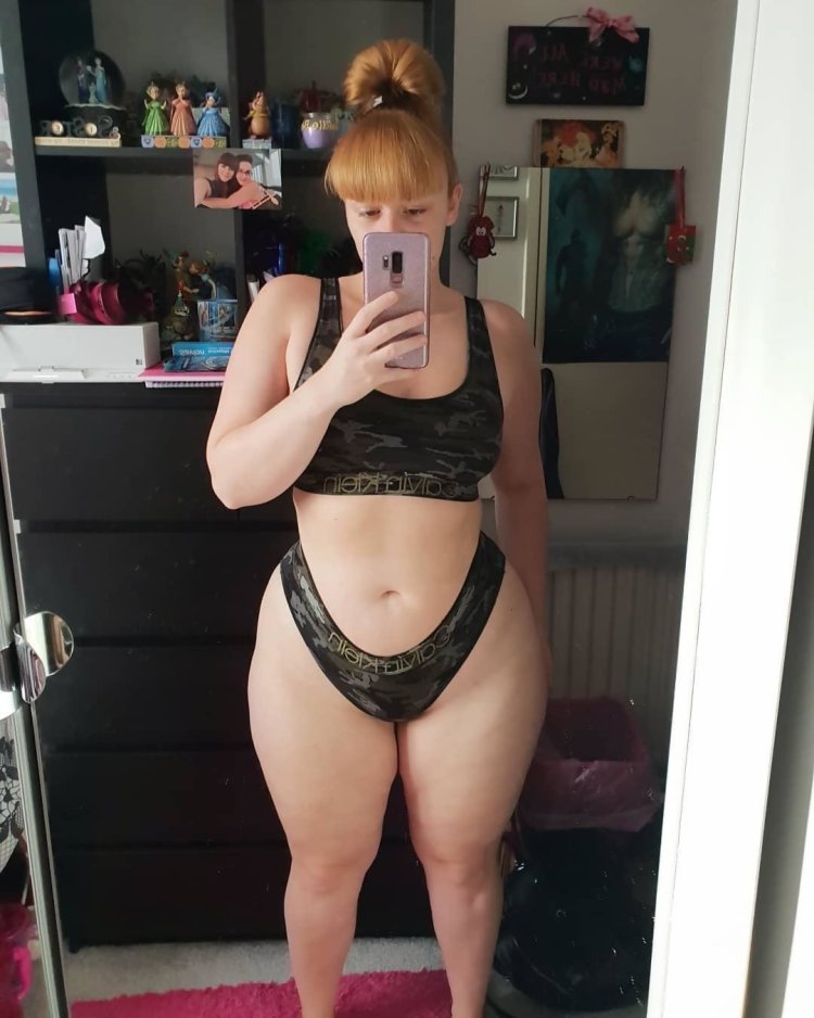 Nicole Herring Model Naked