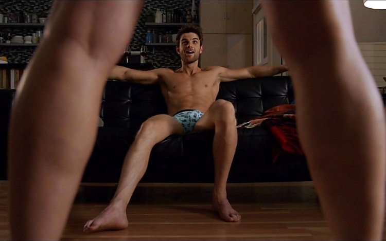 Nathaniel Baring Naked without panties