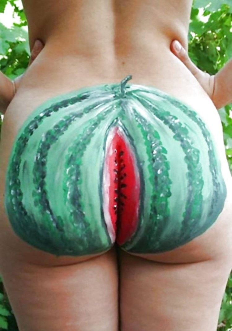 Women's watermelons are naked