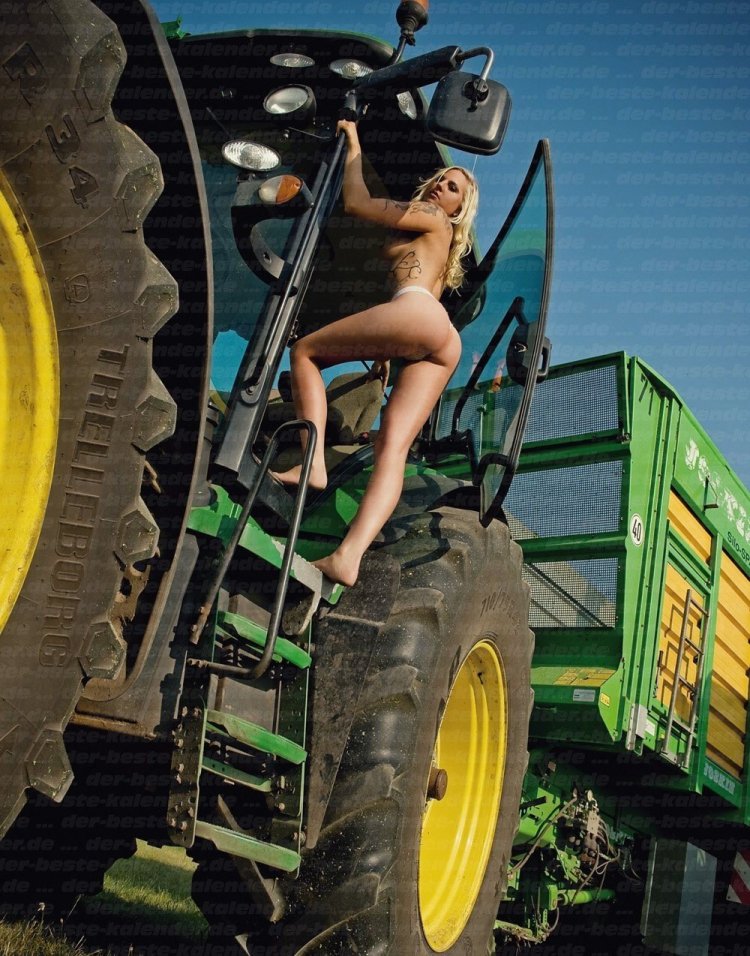 Naked chicks on farm tractors - Porno photo