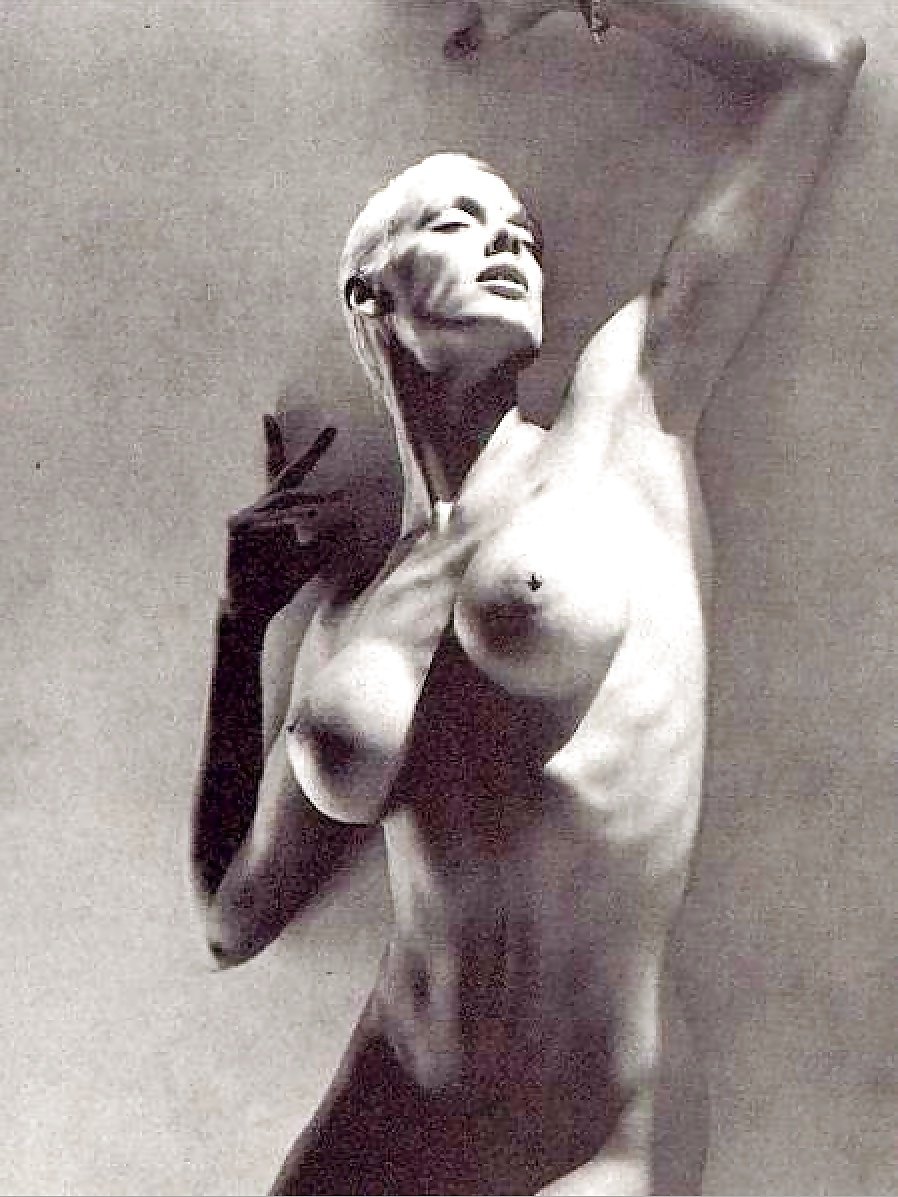 Brigitte Nielsen Naked.