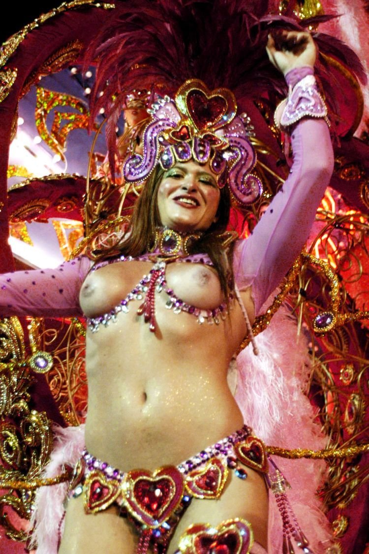 Carnival in Rio de Janeiro without panties
