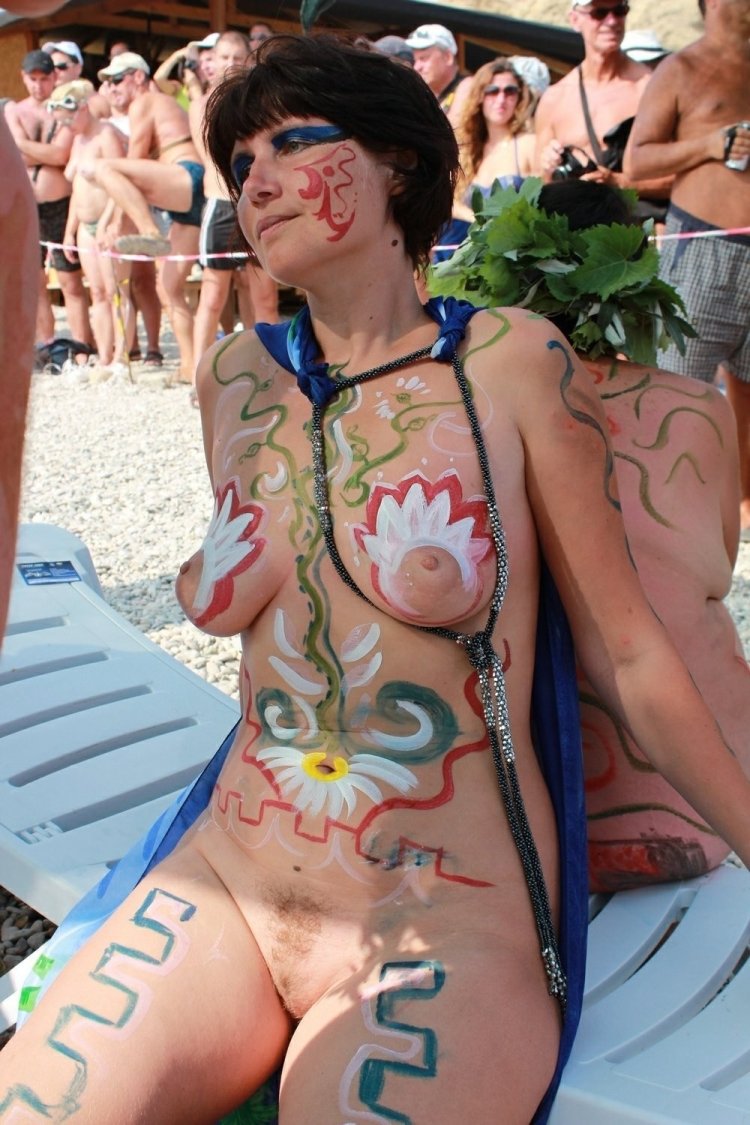 Naked Girls On Festivals