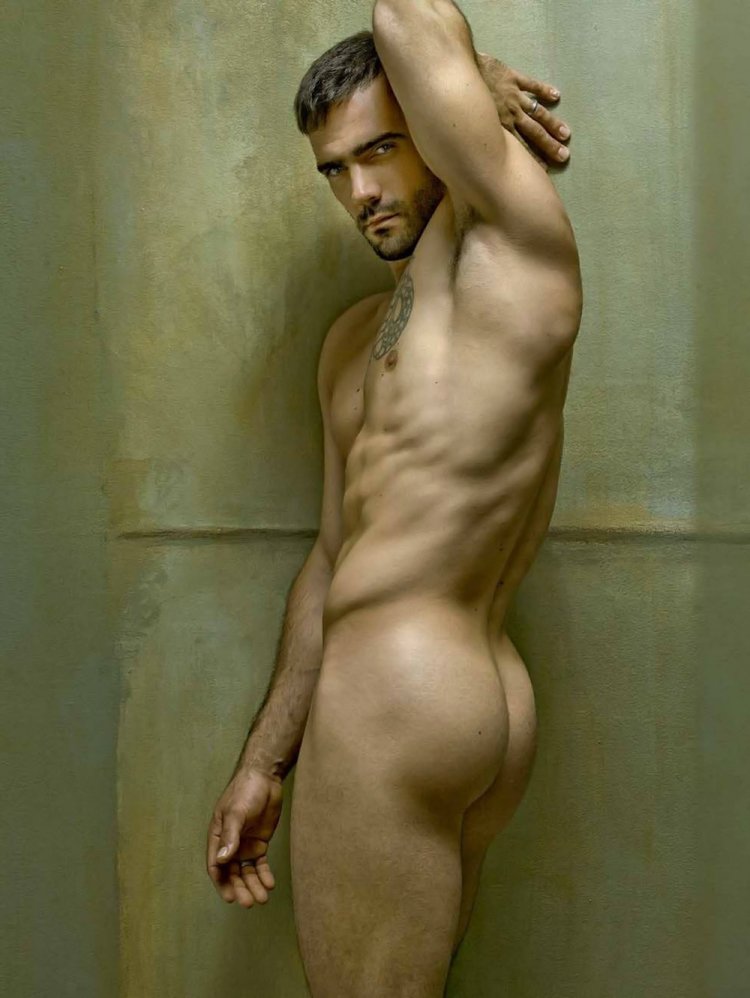 Free Nude Male Celebrity Pictures