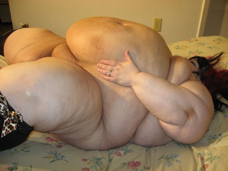 Super thick naked women