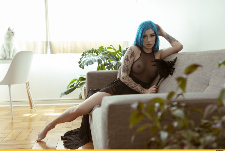 Fay Suicide Naked Set Good Morning Fire