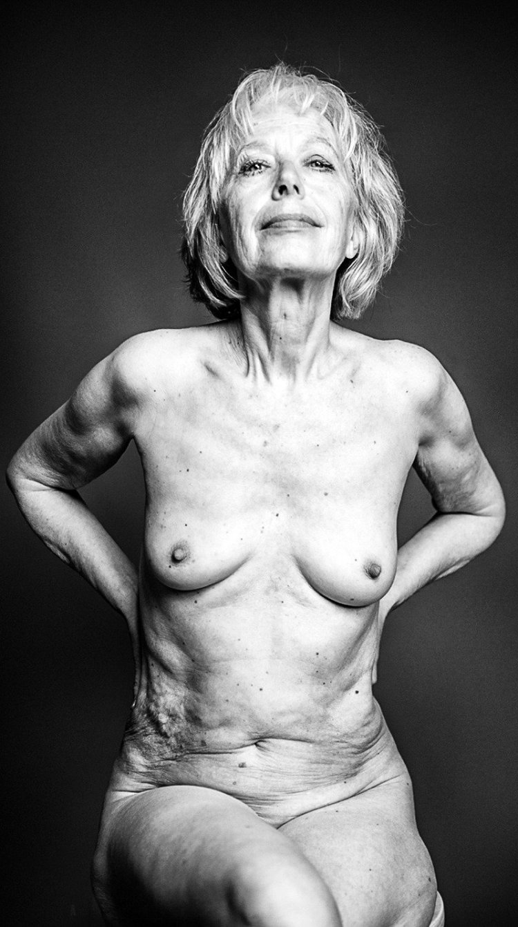 Beautiful naked older women