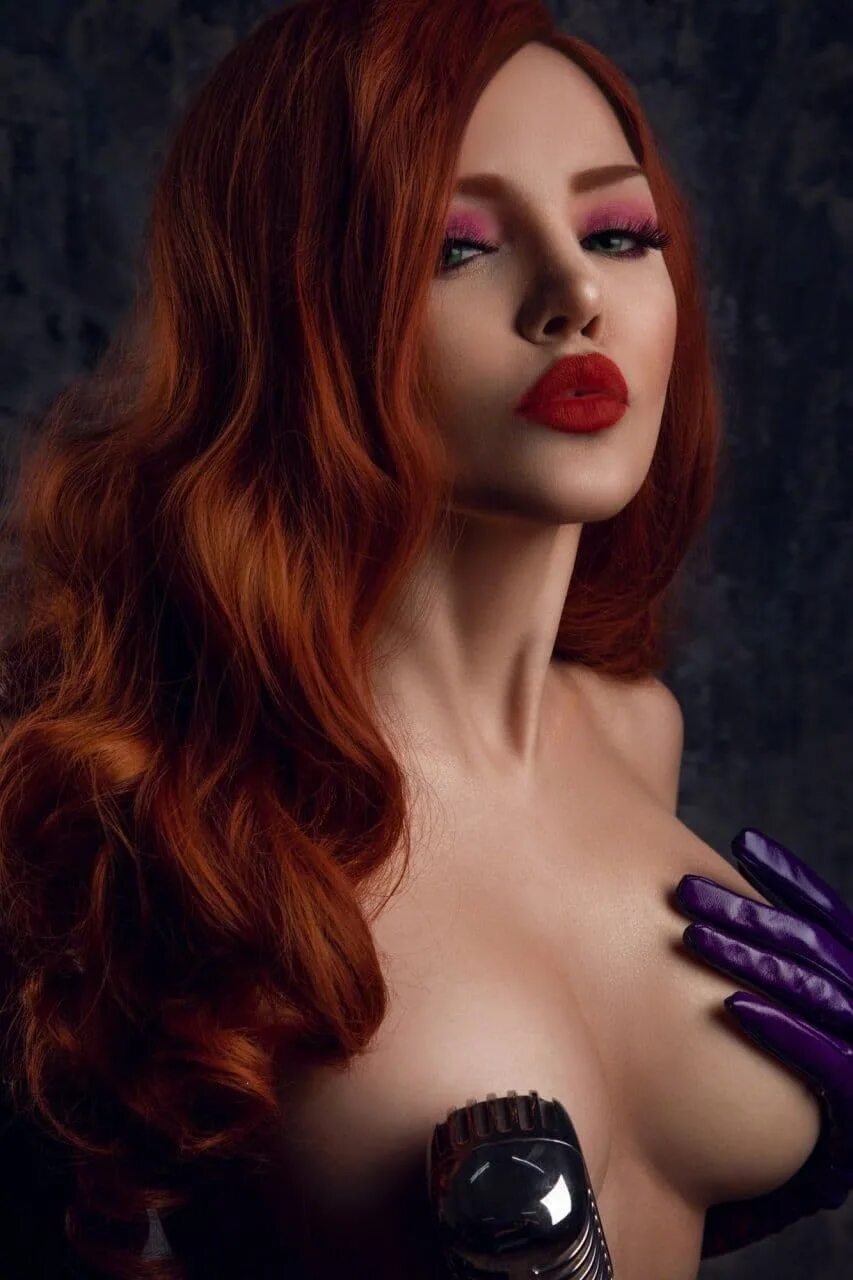 Jessica Rabbit Cosplay Fox