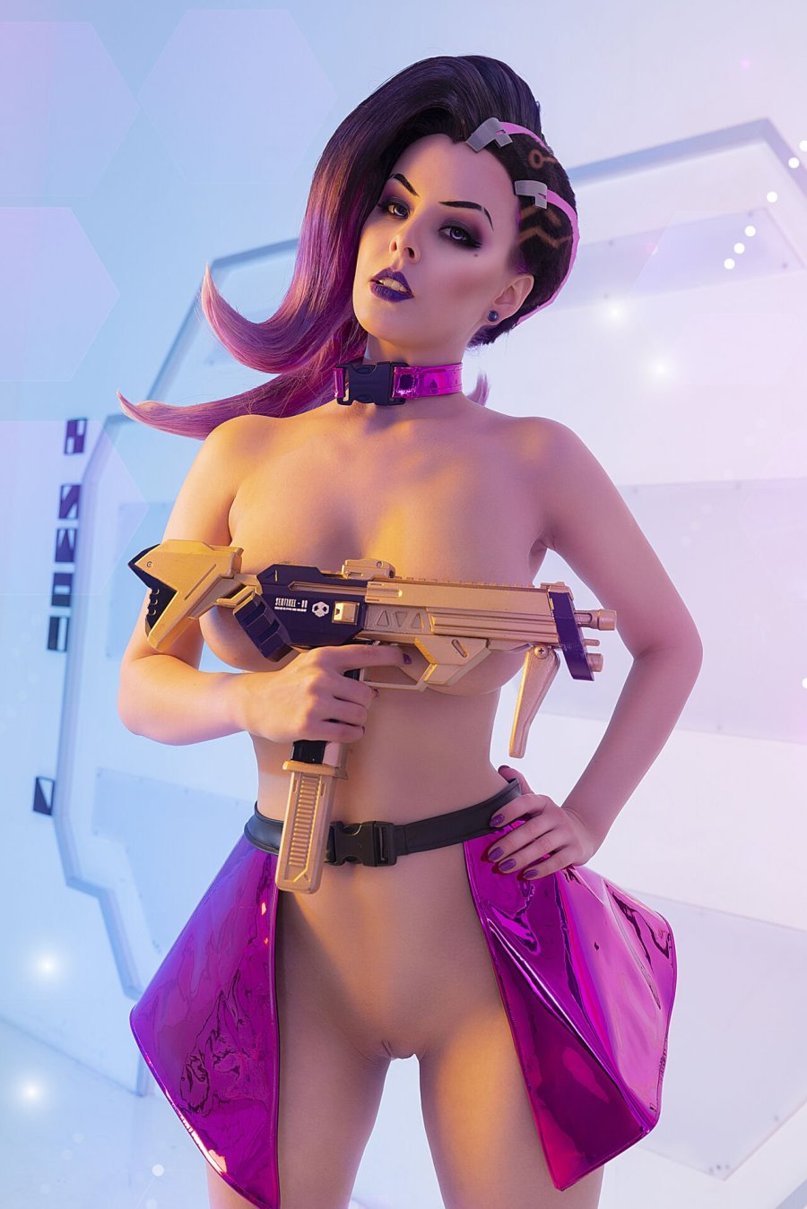 Helly Valentine Sombra