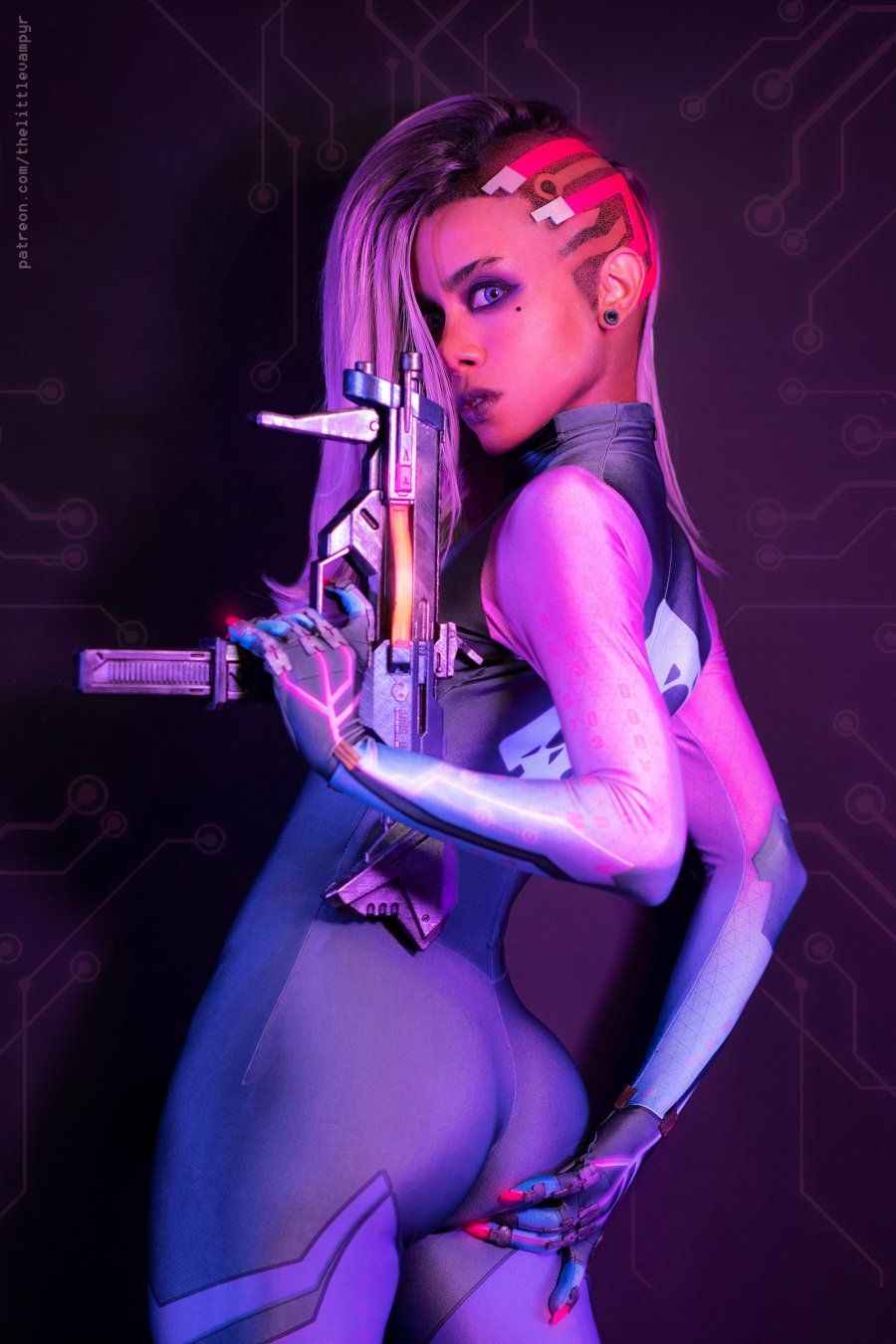 Thelittlevampyr Catra online nude