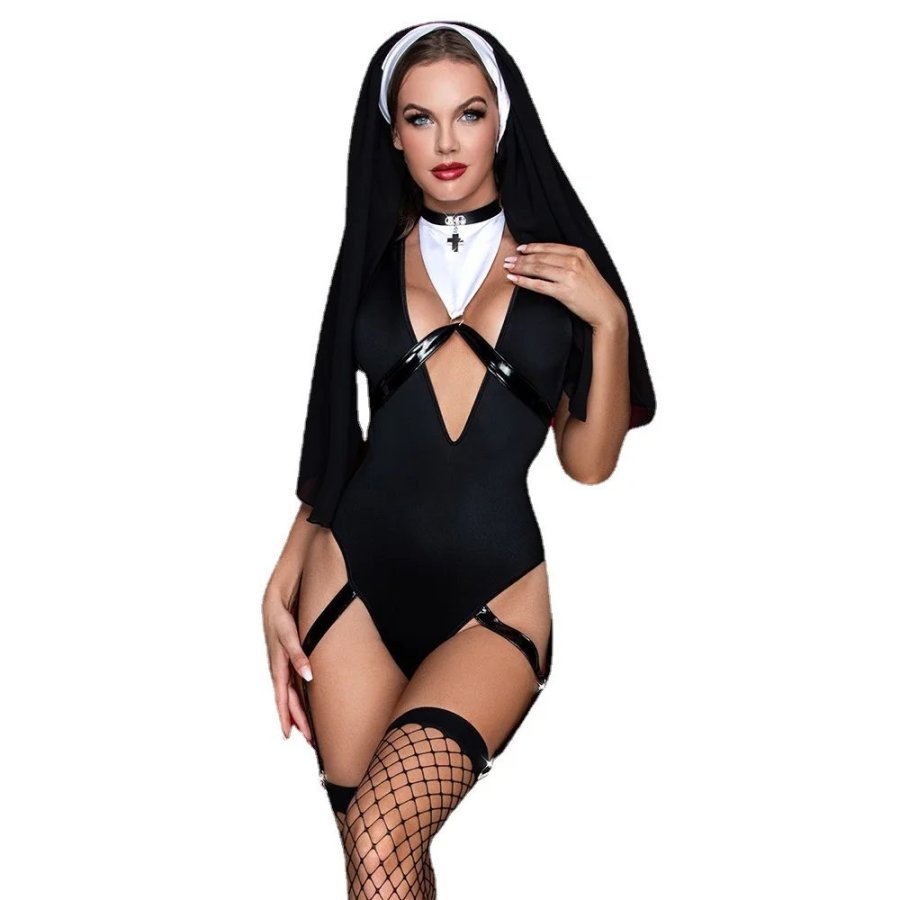 Nun costume