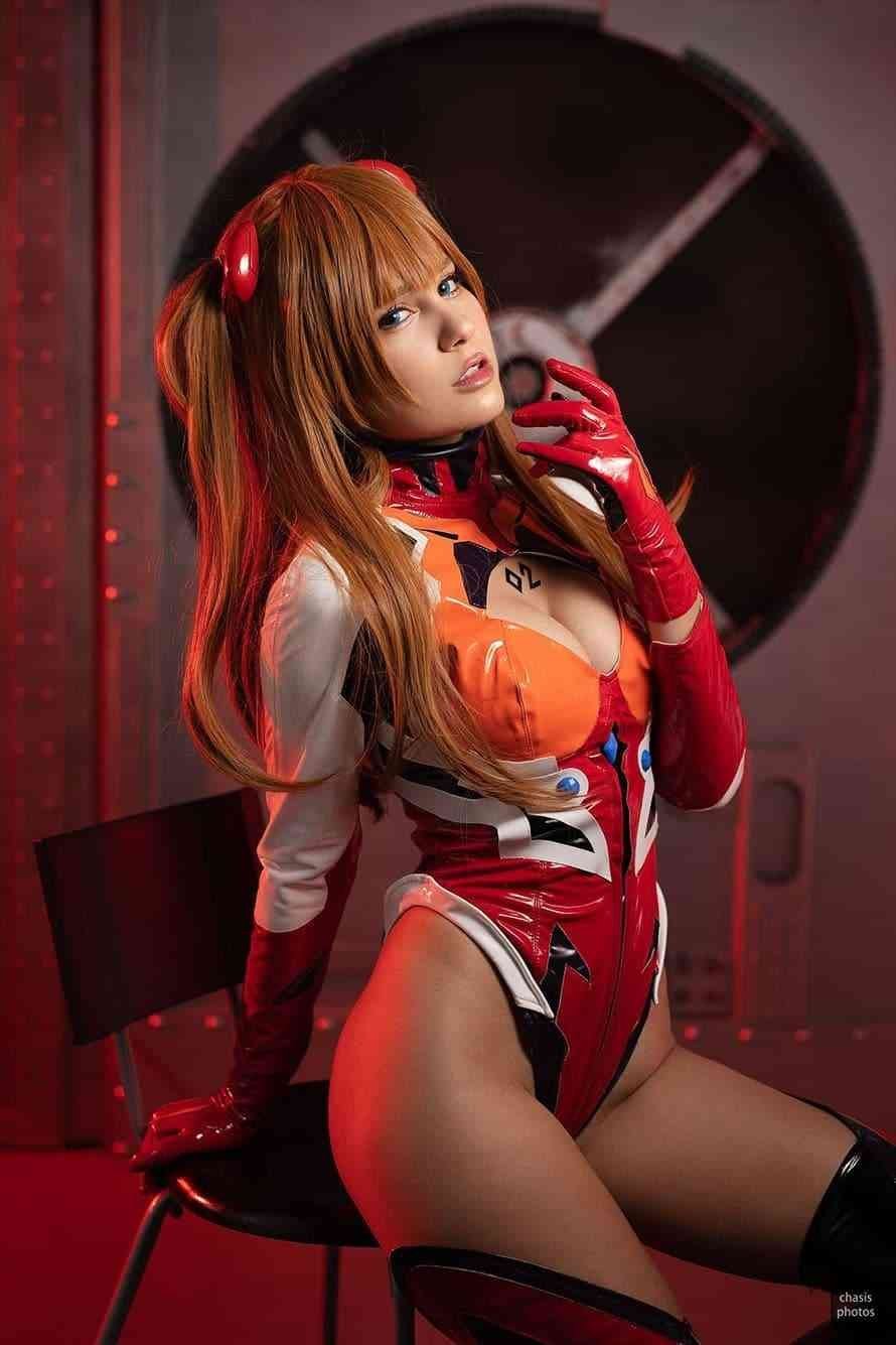 Asuka Eva Cosplay