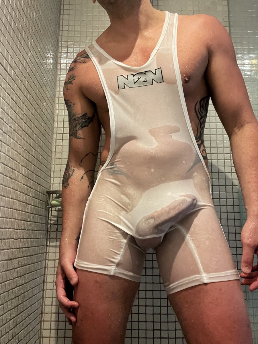 Photo - Gray Sweatpants bulge Page 108 LPSG