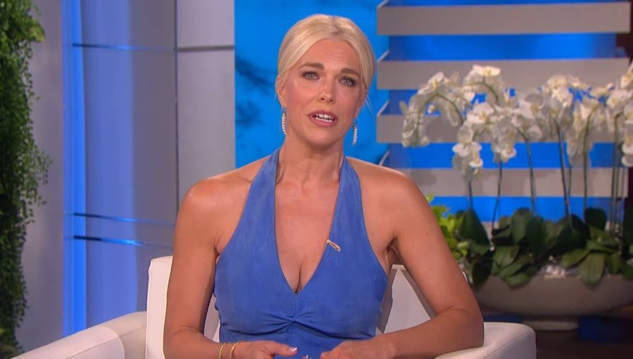 Hannah Waddingham plum