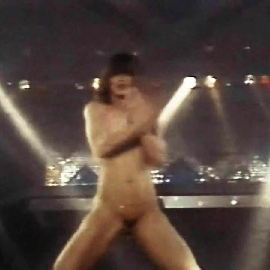Retro naked dancing on stage online for free