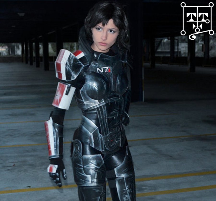 Cool costumes from games