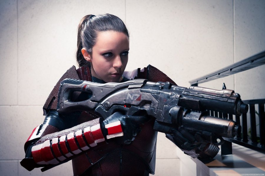 Mass Effect cosplay