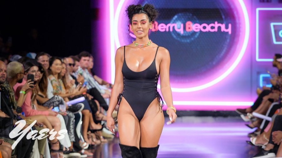 Swimwear Fashion show - Miami Swim week 2022