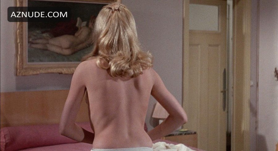 Catherine Deneuve naked in the movie