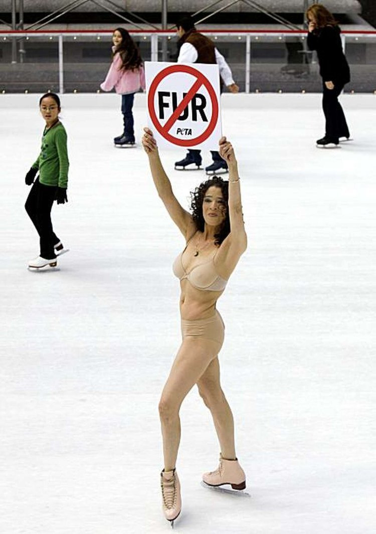 Women Figure Skating Nude - 68 photos