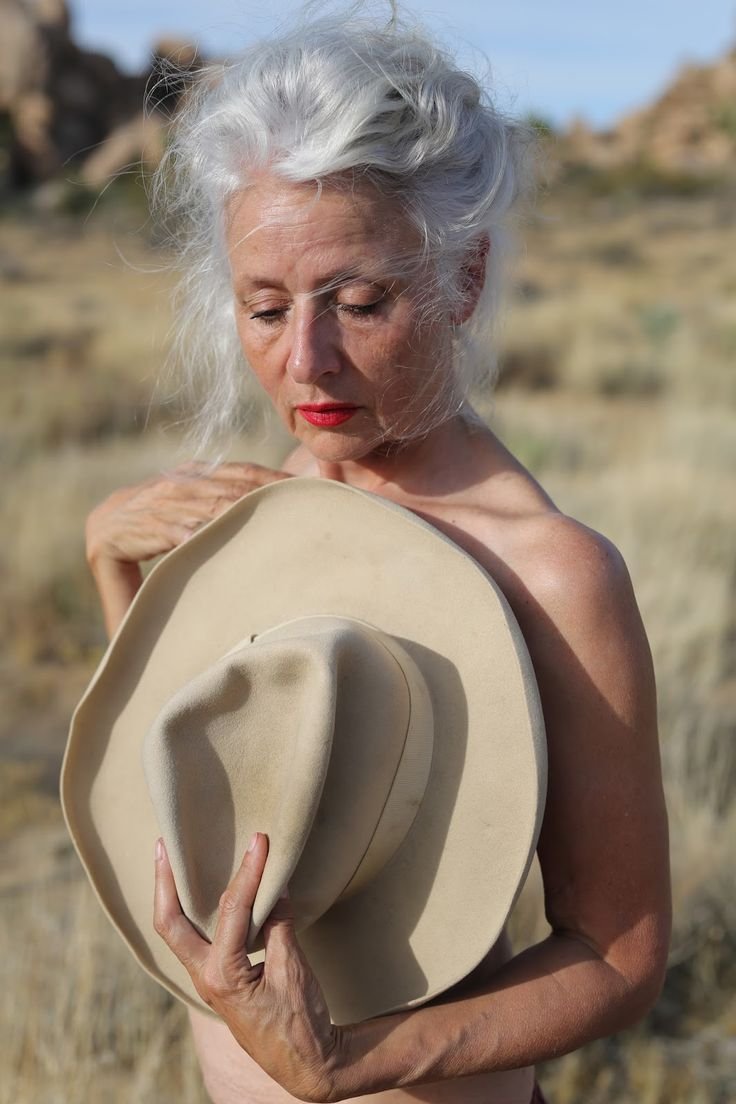 Ellan Brian Model Plus Sayz