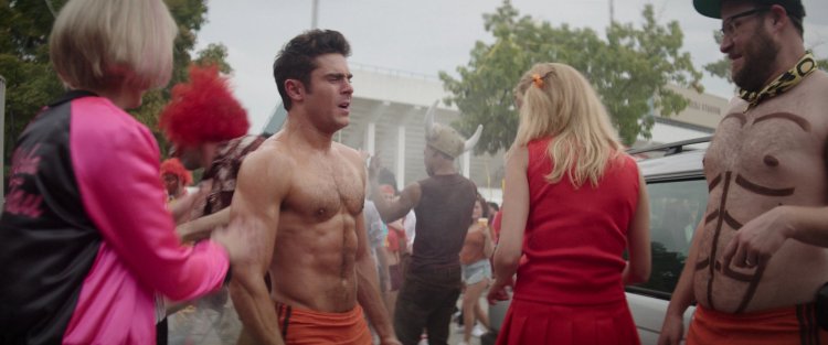 Zach Efron neighbors on the path of war 1