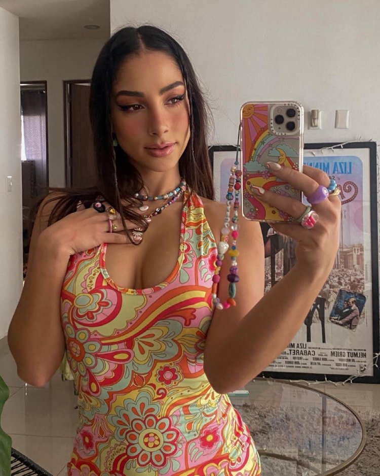 Beautiful chest from above