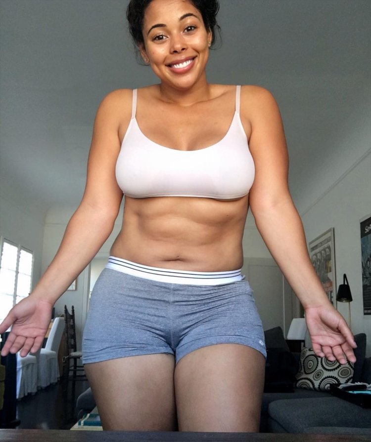 Tabria Majors model Plus-Size