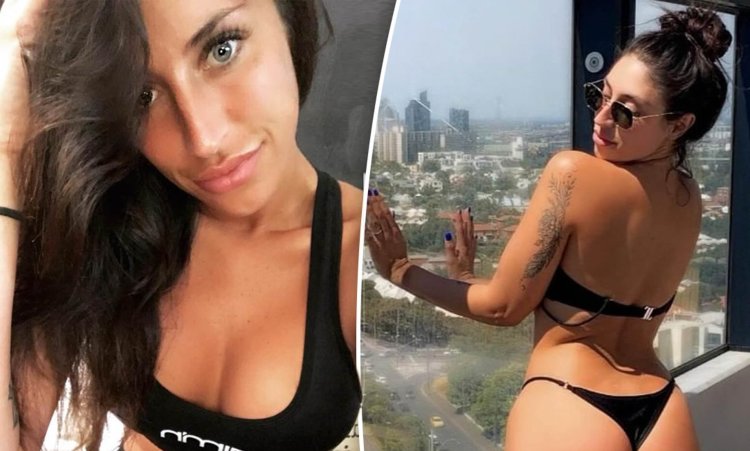 Victoria's Angels Naked on the beach near palm trees