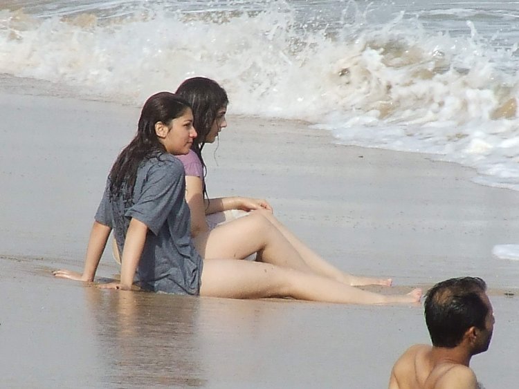 Pakistani girls on the beach