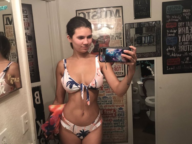 YOVANNA Ventura +18 bikini