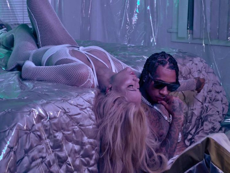 Mackenzie Thoma photo shoot