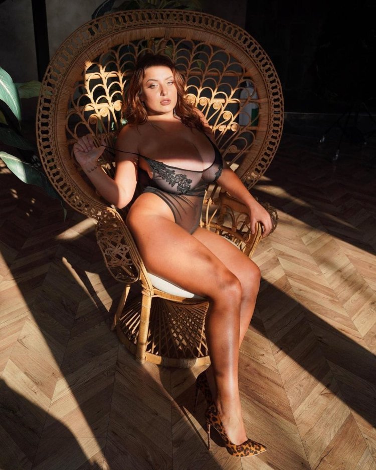 Big boobs Milada Moore